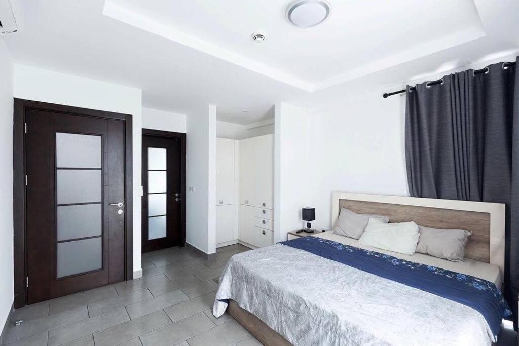 Luxury Labone Edge 2-Bedroom Apartment In Accra - Fivehills Homes Экстерьер фото
