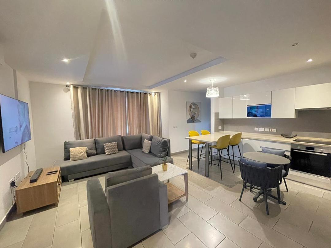 Luxury Labone Edge 2-Bedroom Apartment In Accra - Fivehills Homes Экстерьер фото